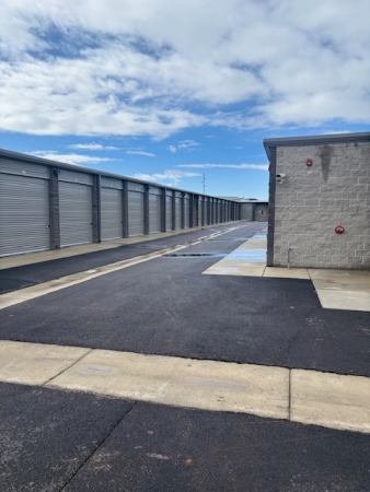 Facility photo: //images.sparefoot.com/medium/23848868c2fd1f8fd4e.jpg
