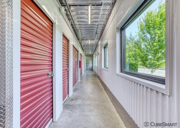 Facility photo: //images.sparefoot.com/medium/2384906943c837ccc59.jpg