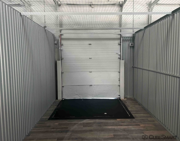 Facility photo: //images.sparefoot.com/medium/238522688339bfe615c.jpg