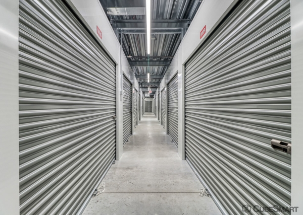 Facility photo: //images.sparefoot.com/medium/2385236a194ea501c19.jpg