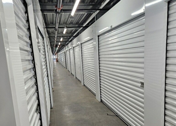 Facility photo: //images.sparefoot.com/medium/238549699430ff14c73.jpg