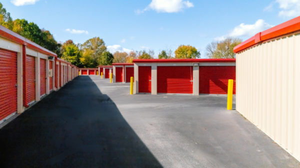 Facility photo: //images.sparefoot.com/medium/238584690e132da7440.png