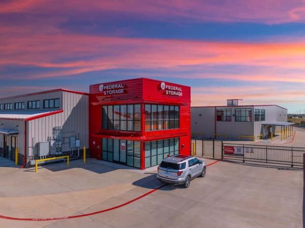 Facility photo: //images.sparefoot.com/medium/238585698a48256008d.jpg