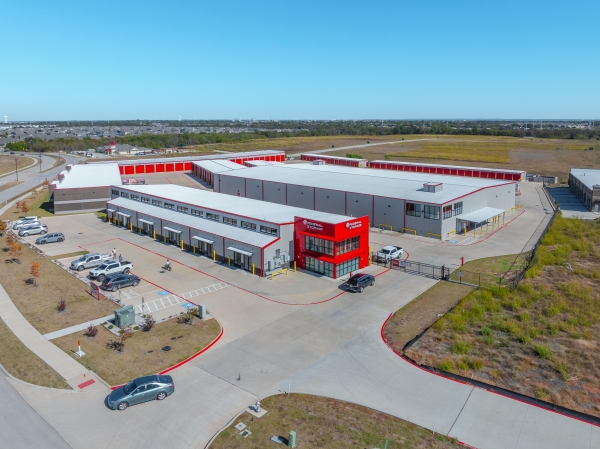 Facility photo: //images.sparefoot.com/medium/238585698a4849c582d.jpg