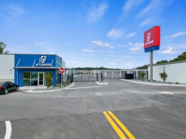Facility photo: //images.sparefoot.com/medium/23861068dd61b4d87b8.jpg