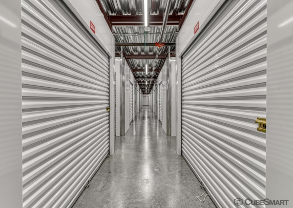 Facility photo: //images.sparefoot.com/medium/238707688332c3b8ecd.jpg