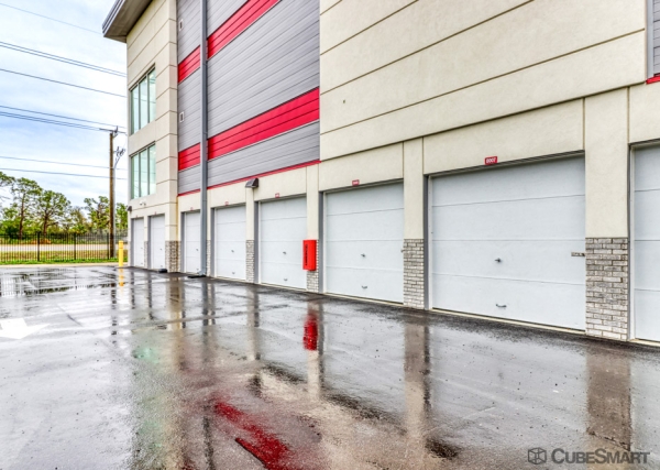 Facility photo: //images.sparefoot.com/medium/238707695f698053815.jpg