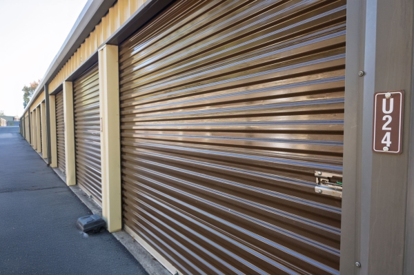 Facility photo: //images.sparefoot.com/medium/238712695fd50db34e7.jpg