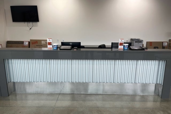 Facility photo: //images.sparefoot.com/medium/23871569e3840259ecc.jpg