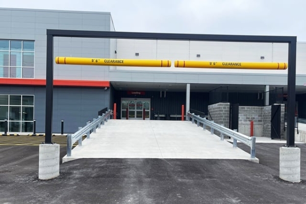 Facility photo: //images.sparefoot.com/medium/23871569e3840323efc.jpg