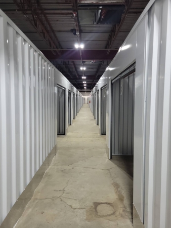 Facility photo: //images.sparefoot.com/medium/23872768a5c62757027.jpg