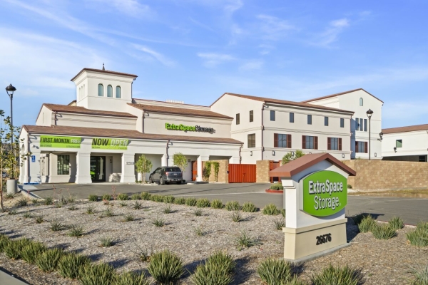 Facility photo: //images.sparefoot.com/medium/238735699431410a403.jpg