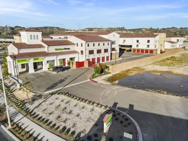 Facility photo: //images.sparefoot.com/medium/2387356994314596340.jpg