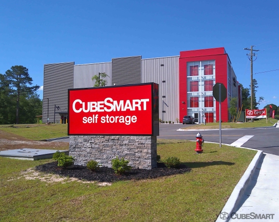 Facility photo: //images.sparefoot.com/medium/2387806880a00c63849.jpg