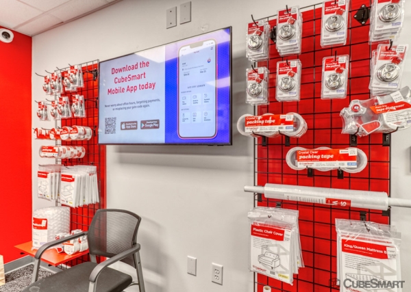 Facility photo: //images.sparefoot.com/medium/23878069e0a58551324.jpg