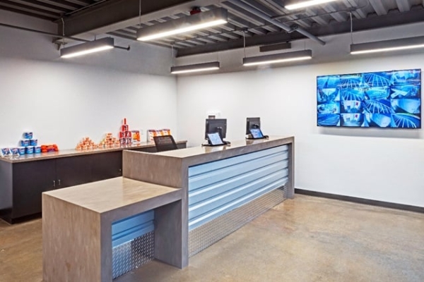 Facility photo: //images.sparefoot.com/medium/23880869e62746ee47e.jpg