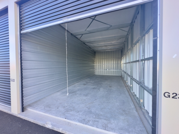 Facility photo: //images.sparefoot.com/medium/23882467522ae95cce0.jpeg