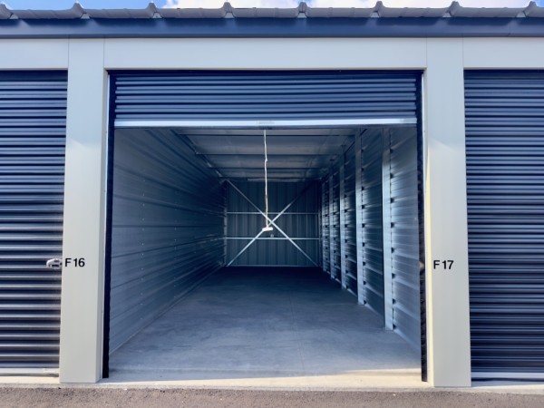 Facility photo: //images.sparefoot.com/medium/23882467522aec9128a.jpeg