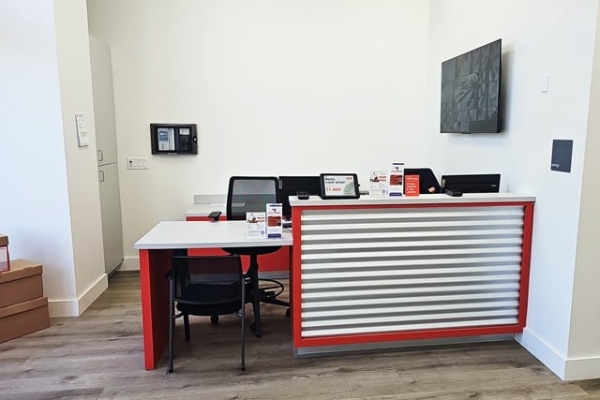 Facility photo: //images.sparefoot.com/medium/23882669e627cf0791c.jpg