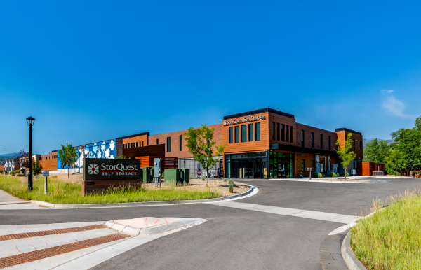 Facility photo: //images.sparefoot.com/medium/238847689bb8a88f1a5.png