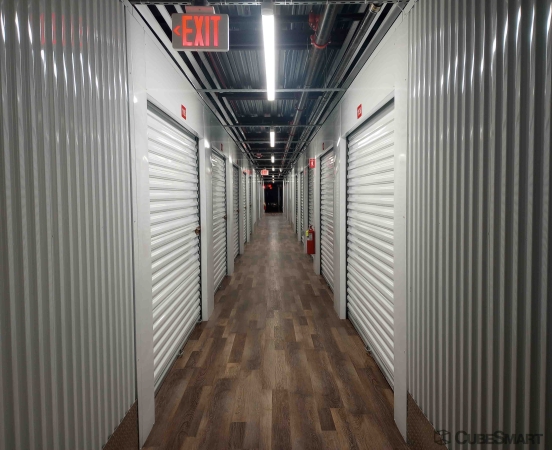 Facility photo: //images.sparefoot.com/medium/2388606881e9dc37410.jpg