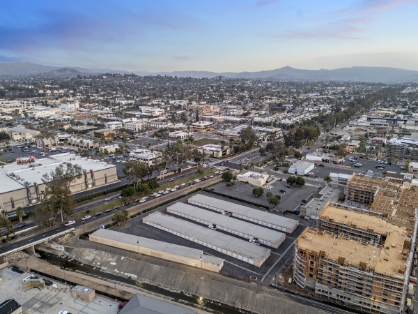 Facility photo: //images.sparefoot.com/medium/2388636941f1a8d17a3.jpg