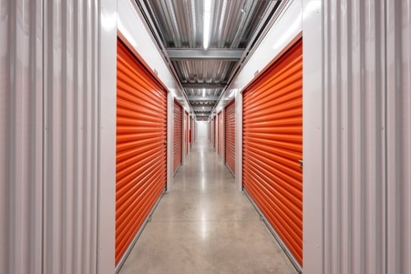 Facility photo: //images.sparefoot.com/medium/23886669f89b7f34a57.jpg