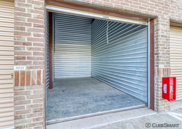 Storage Units at CubeSmart Self Storage TX Dallas Gannon Ln - 4205 Gannon Lane