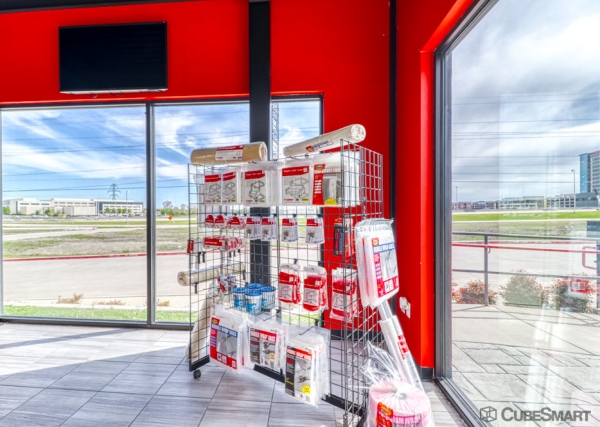Storage Units at CubeSmart Self Storage - TX Plano N Avenue - 525 N Avenue