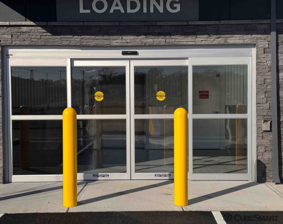 Facility photo: //images.sparefoot.com/medium/2390046890618c78036.jpg