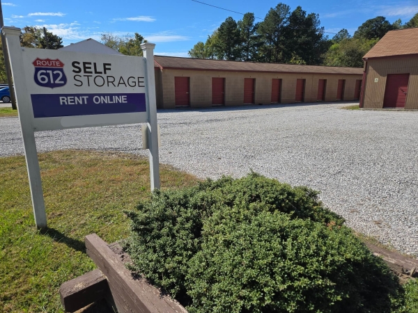 Facility photo: //images.sparefoot.com/medium/239026690216132e3b7.jpg