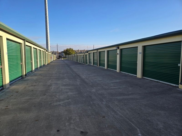 Storage Units at Extra Space Storage - 2224 - San Antonio - 8034 Culebra Rd - 8034 Culebra Road
