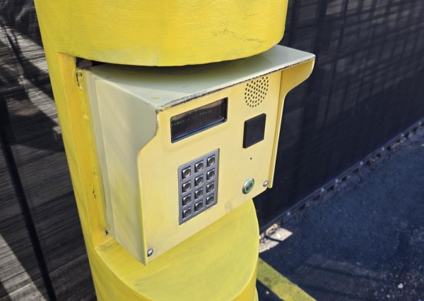 Facility photo: //images.sparefoot.com/medium/2391106994315feaa91.jpg