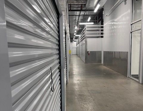 Facility photo: //images.sparefoot.com/medium/239111699430fd504fb.jpg