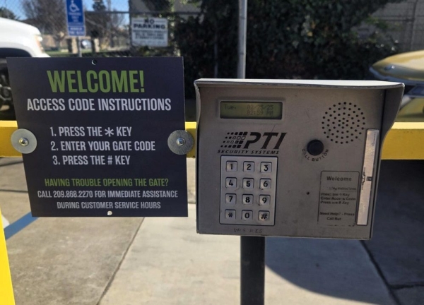 Facility photo: //images.sparefoot.com/medium/239118699431608b37f.jpg