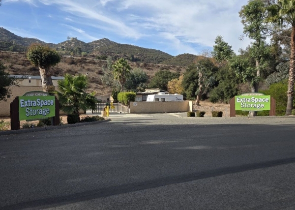 Facility photo: //images.sparefoot.com/medium/2391686994315c808a7.jpg