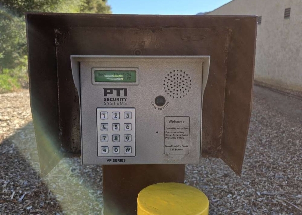 Facility photo: //images.sparefoot.com/medium/2391686994315dc1392.jpg