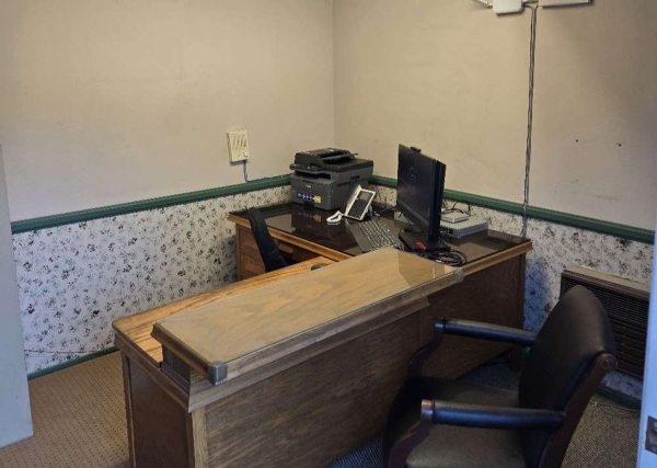 Facility photo: //images.sparefoot.com/medium/2391686994315ebdf47.jpg