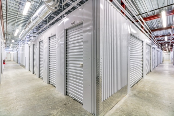 Facility photo: //images.sparefoot.com/medium/2391846782aad63194e.jpeg