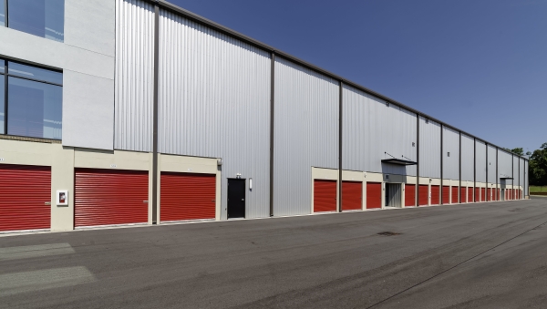 Facility photo: //images.sparefoot.com/medium/23919268aca366c4d34.jpg