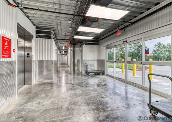Storage Units at CubeSmart Self Storage TX Houston W Orem Dr - 6403 West Orem Drive