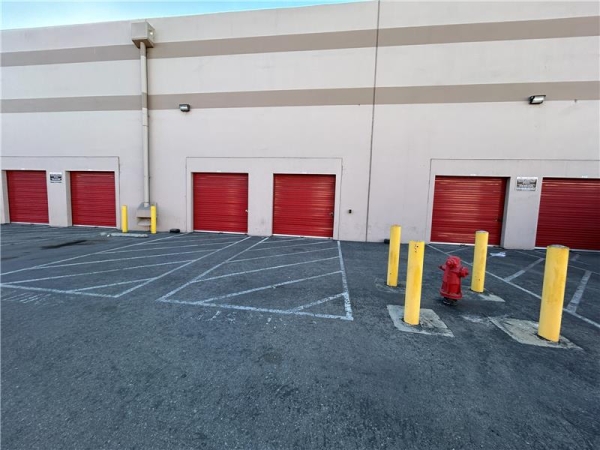 Facility photo: //images.sparefoot.com/medium/2392896789b97707029.jpg