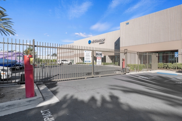 Facility photo: //images.sparefoot.com/medium/23928969177728c6b68.jpg