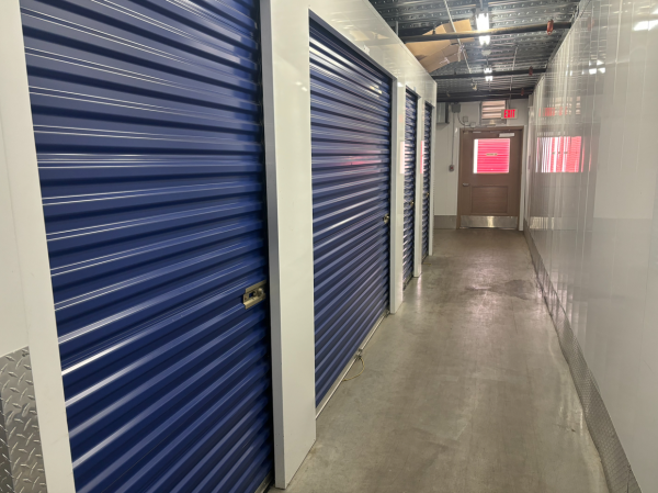 Facility photo: //images.sparefoot.com/medium/2392906789a89756574.png