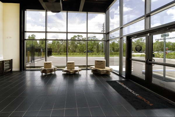 Facility photo: //images.sparefoot.com/medium/23933468aca90644993.jpg