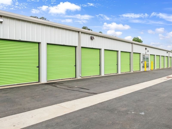 Storage Units at Extra Space Storage - 2063 - Charlotte - Gibbon Rd - 3210 Gibbon Road