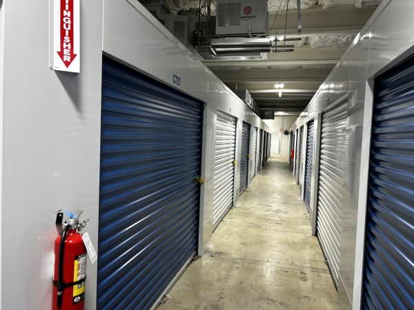 Facility photo: //images.sparefoot.com/medium/23936269d533e90ff96.jpeg