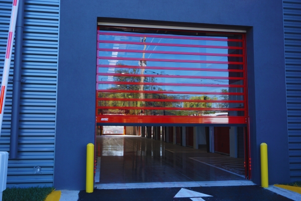 Facility photo: //images.sparefoot.com/medium/23937267a382710db60.jpg