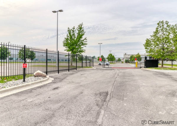 Facility photo: //images.sparefoot.com/medium/23941169fc4c0a0c4f8.jpg