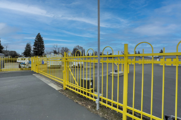 Facility photo: //images.sparefoot.com/medium/239436698c996ebb332.png